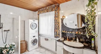 von_poll_real_estate_property_25205008_image_8