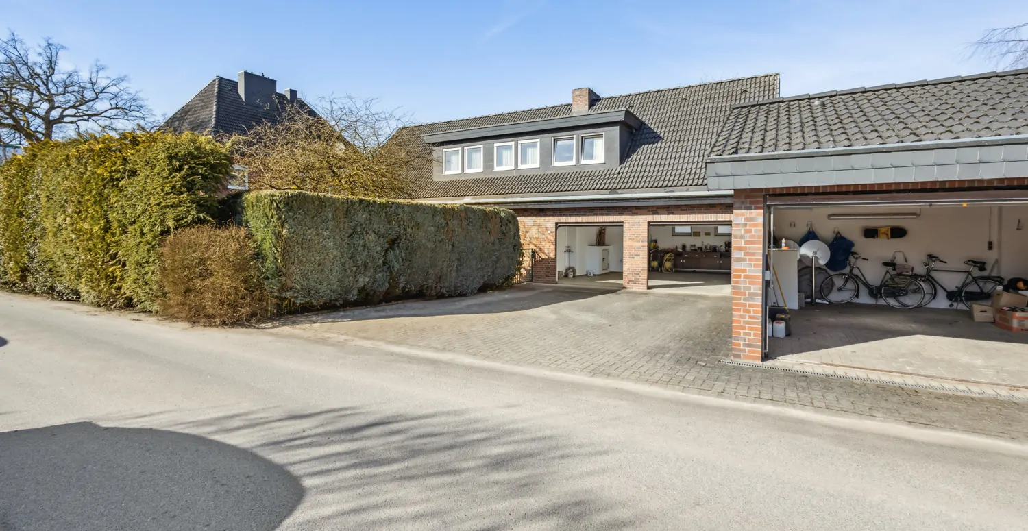 separate Doppelgarage