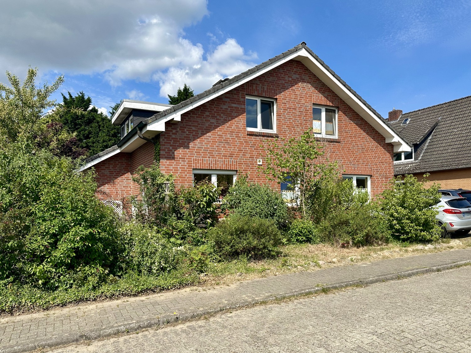 Straßenansicht