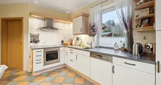 von_poll_real_estate_property_25205050_image_7