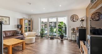 von_poll_real_estate_property_25205015_image_6
