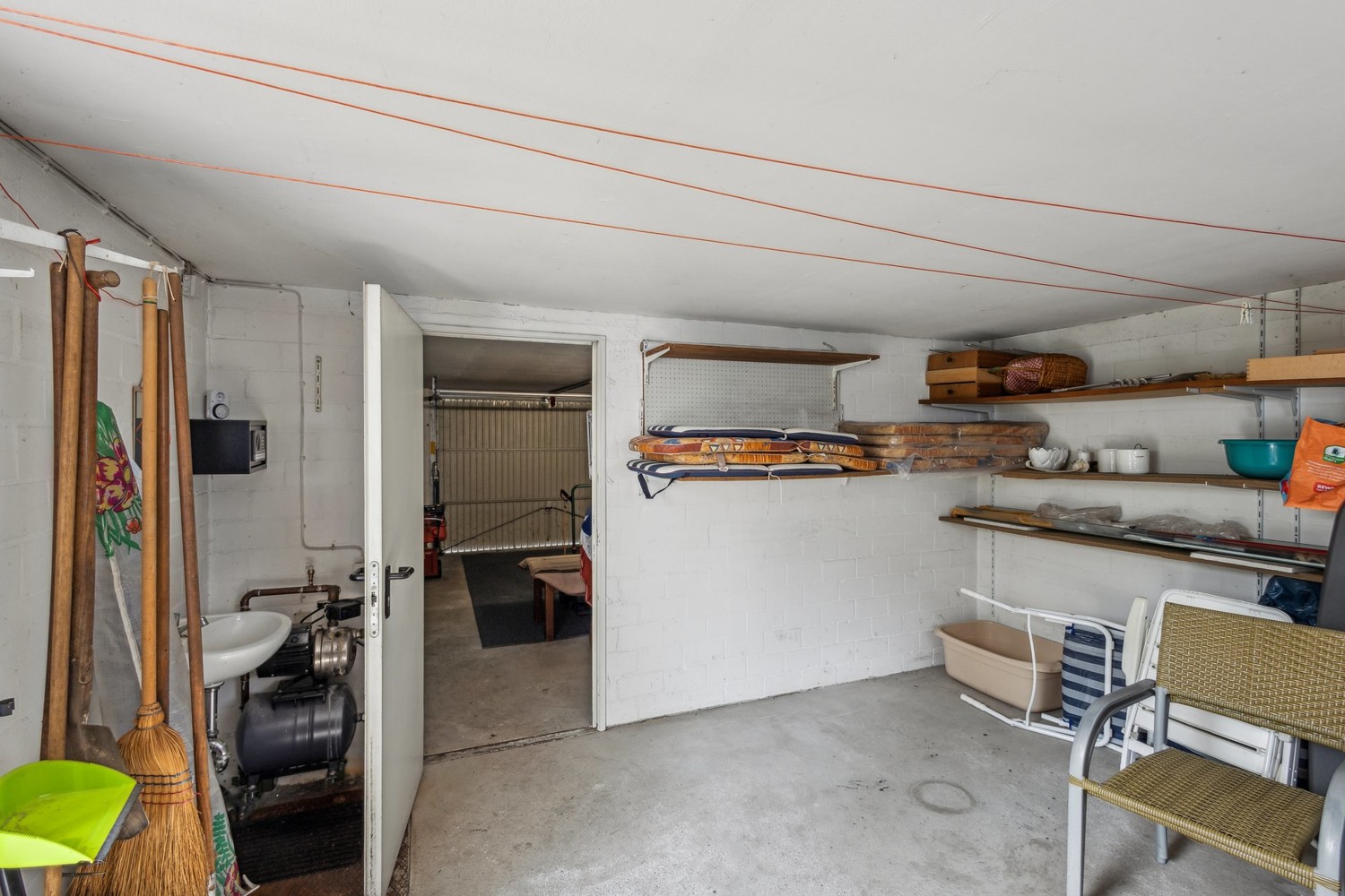 Werkraum und Garage