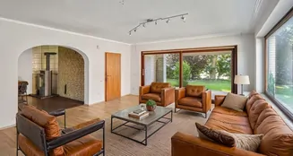 von_poll_real_estate_property_25205022_image_5