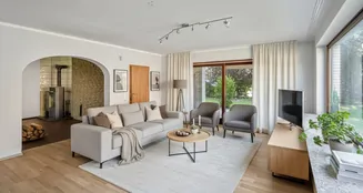 von_poll_real_estate_property_25205022_image_5