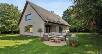 von_poll_real_estate_property_25205022_image_1