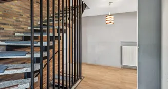 von_poll_real_estate_property_25205022_image_3