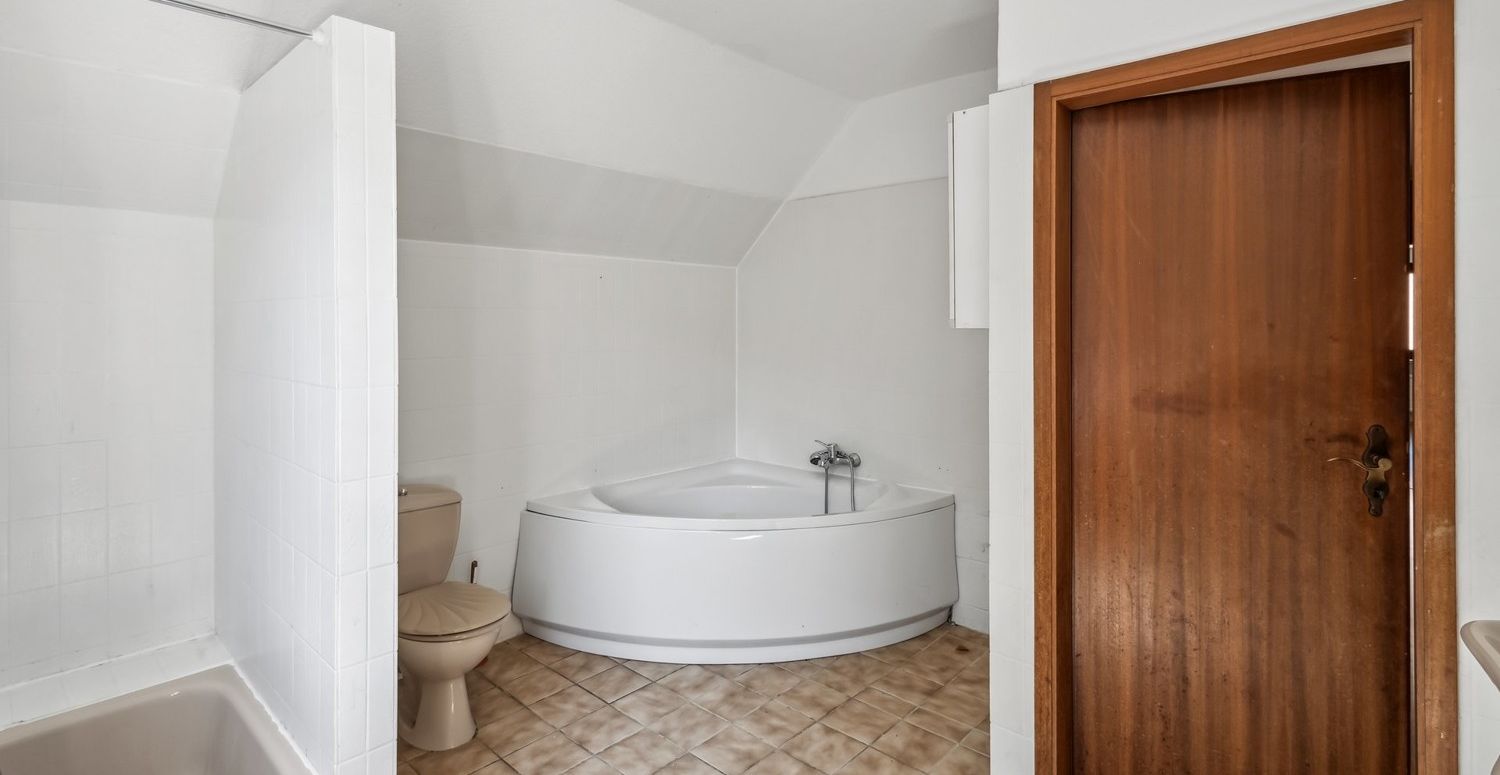Eckbadewanne