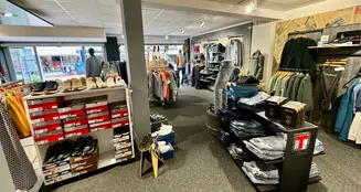 von_poll_real_estate_property_25205221_image_4