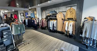 von_poll_real_estate_property_25205221_image_8