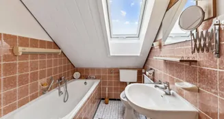 von_poll_real_estate_property_25205045_image_17