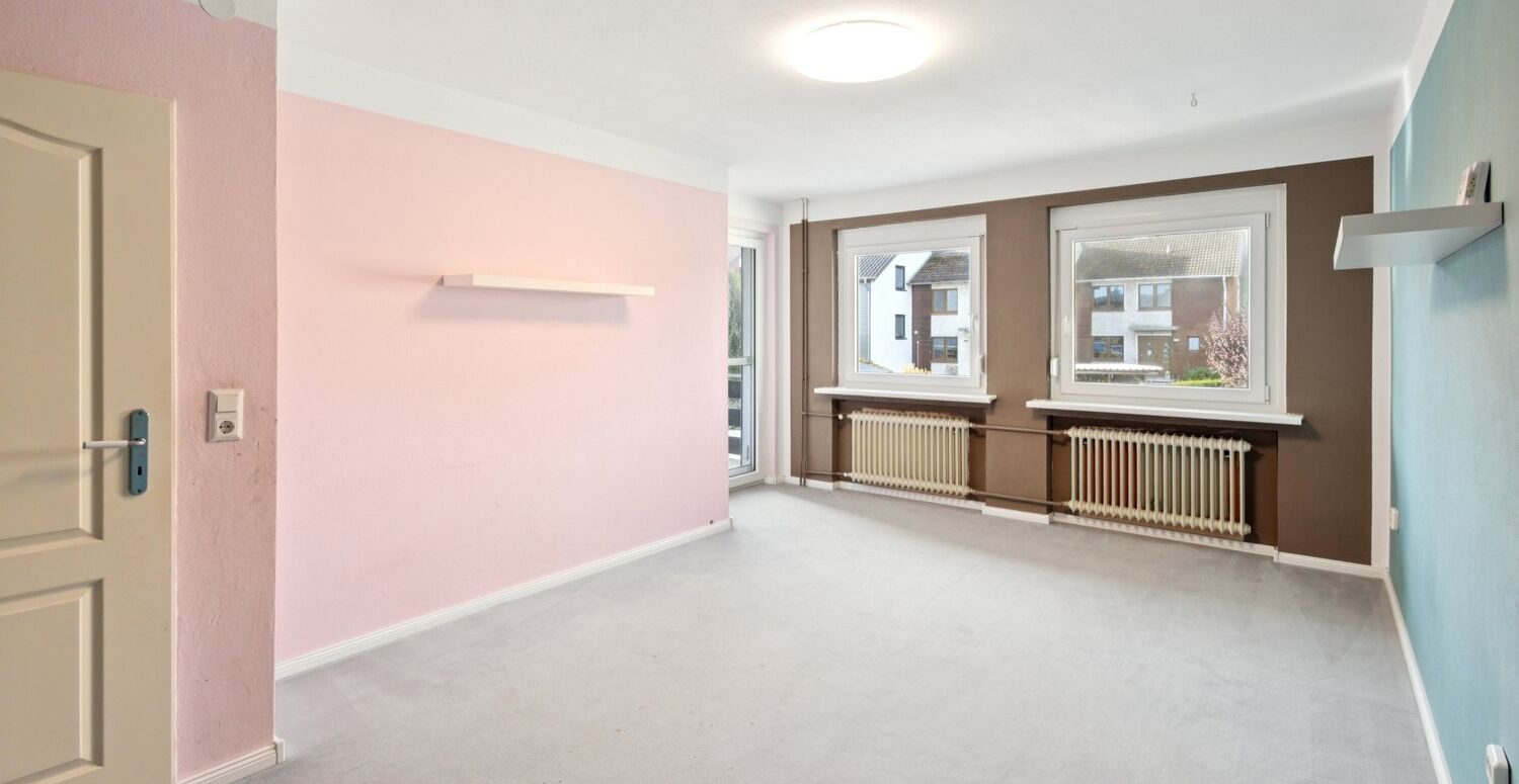 Zimmer mit Balkon