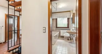 von_poll_real_estate_property_25205044_image_19