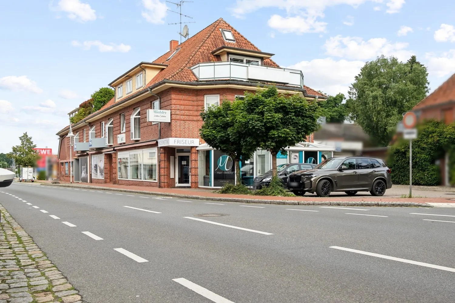 Ansicht in die Starße / Parkmöglichkeiten