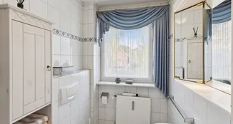 von_poll_real_estate_property_25205046_image_25