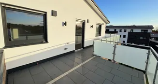 von_poll_real_estate_property_25205225_image_25