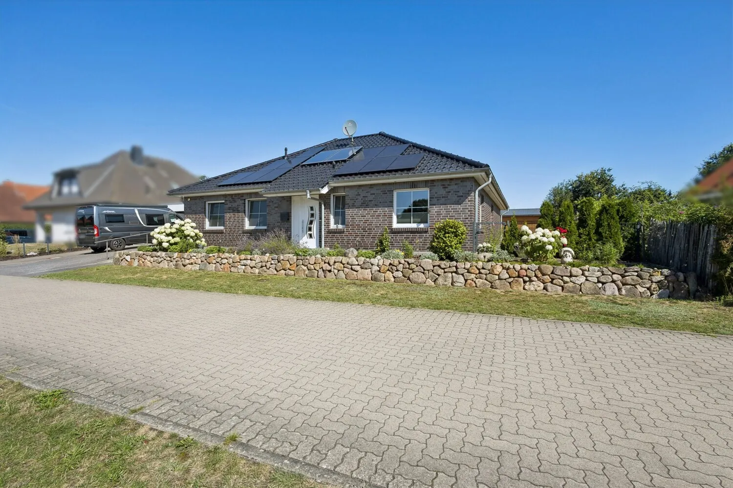 Blick von der Straße