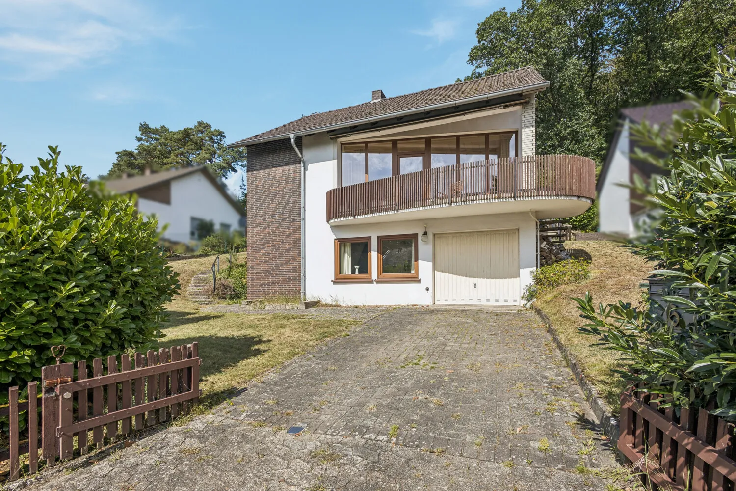 Blick von der Straße
