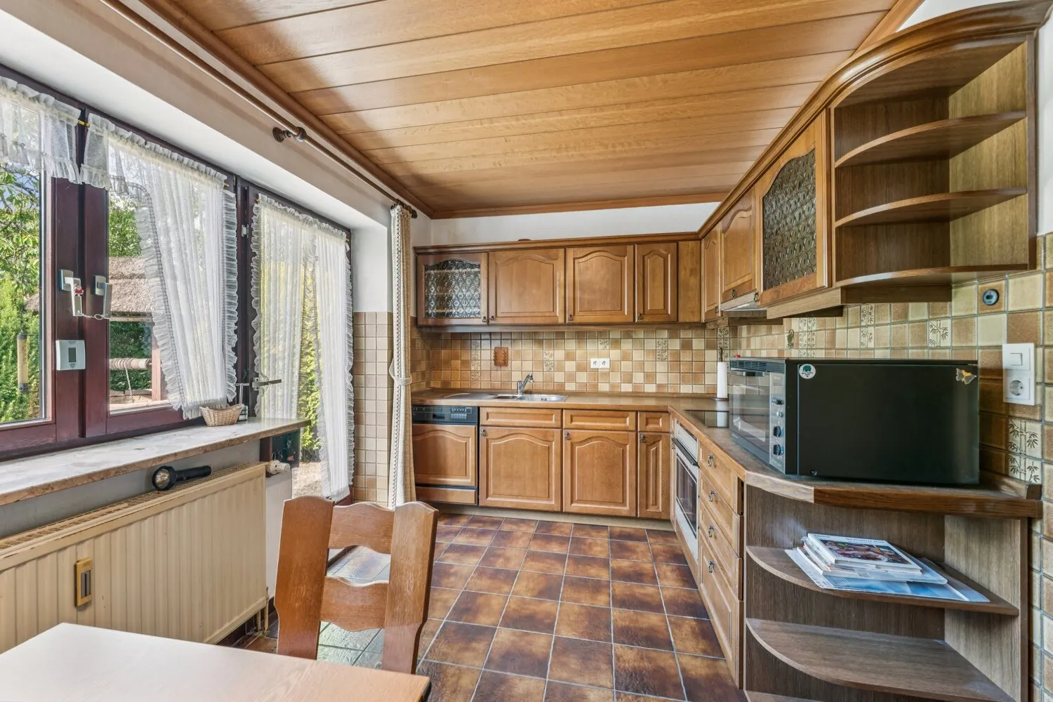 Haus 1 EG Küche