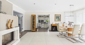 von_poll_real_estate_property_25085058_image_4