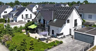 von_poll_real_estate_property_25085058_image_0