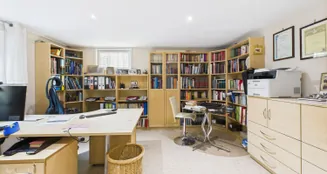 von_poll_real_estate_property_25085058_image_20