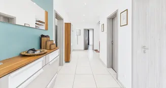 von_poll_real_estate_property_25085058_image_3