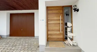 von_poll_real_estate_property_25085045_image_2