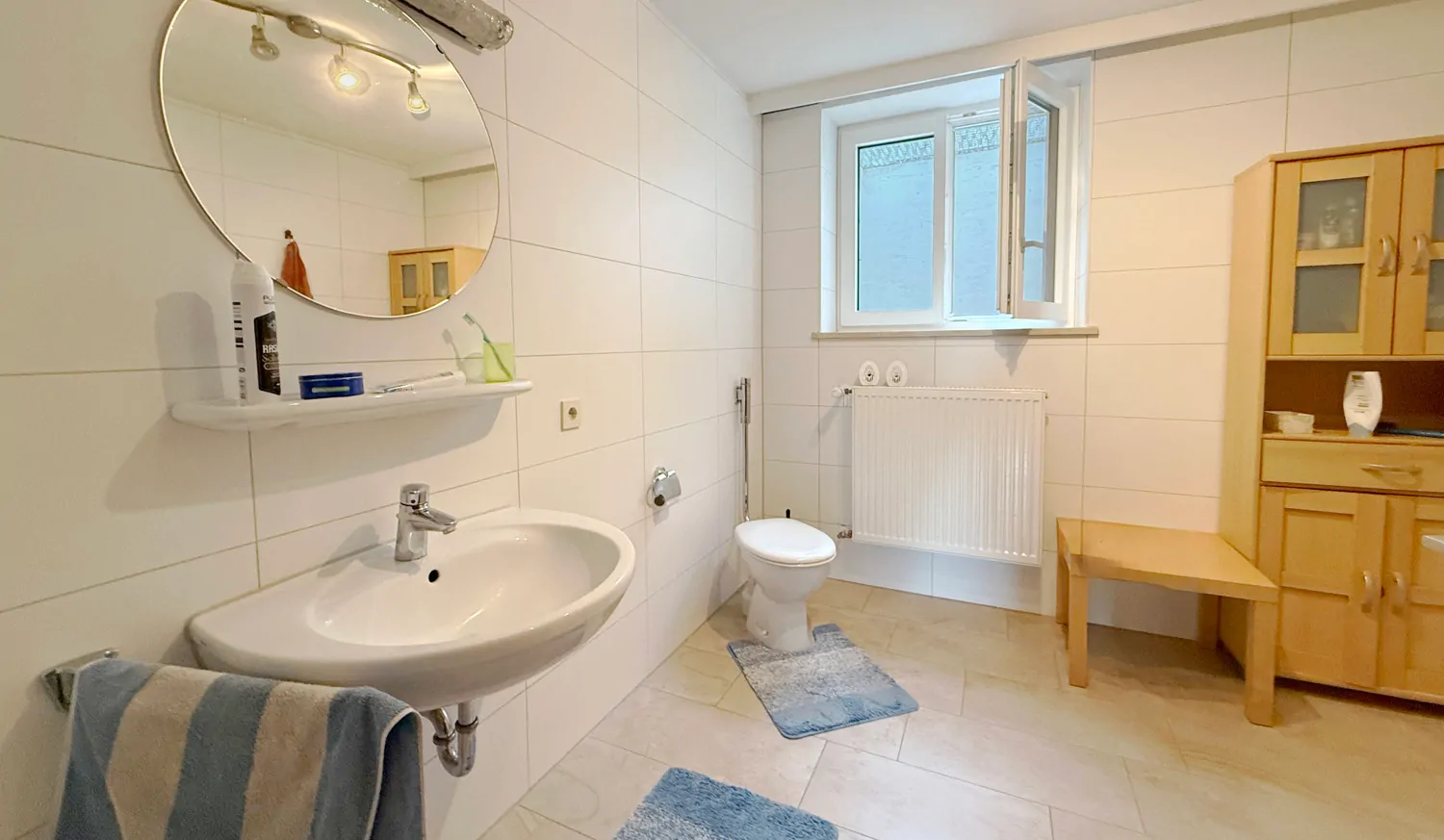 Bad Einliegerwohnung