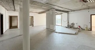 von_poll_real_estate_property_24085015_image_3