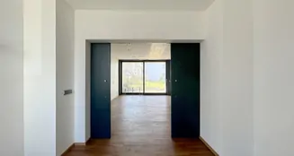 von_poll_real_estate_property_24085015_image_7