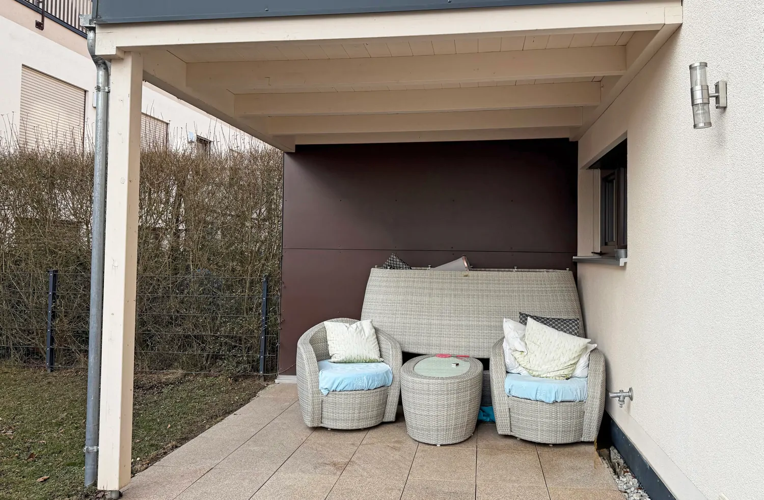 Überdachte Terrasse