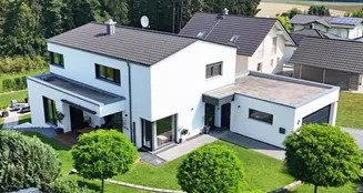 von_poll_real_estate_property_25085087_image_0