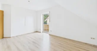 von_poll_real_estate_property_25085060_image_3