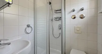 von_poll_real_estate_property_24085068_image_15