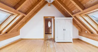 von_poll_real_estate_property_24085068_image_17