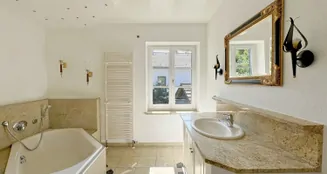 von_poll_real_estate_property_24085071_image_11