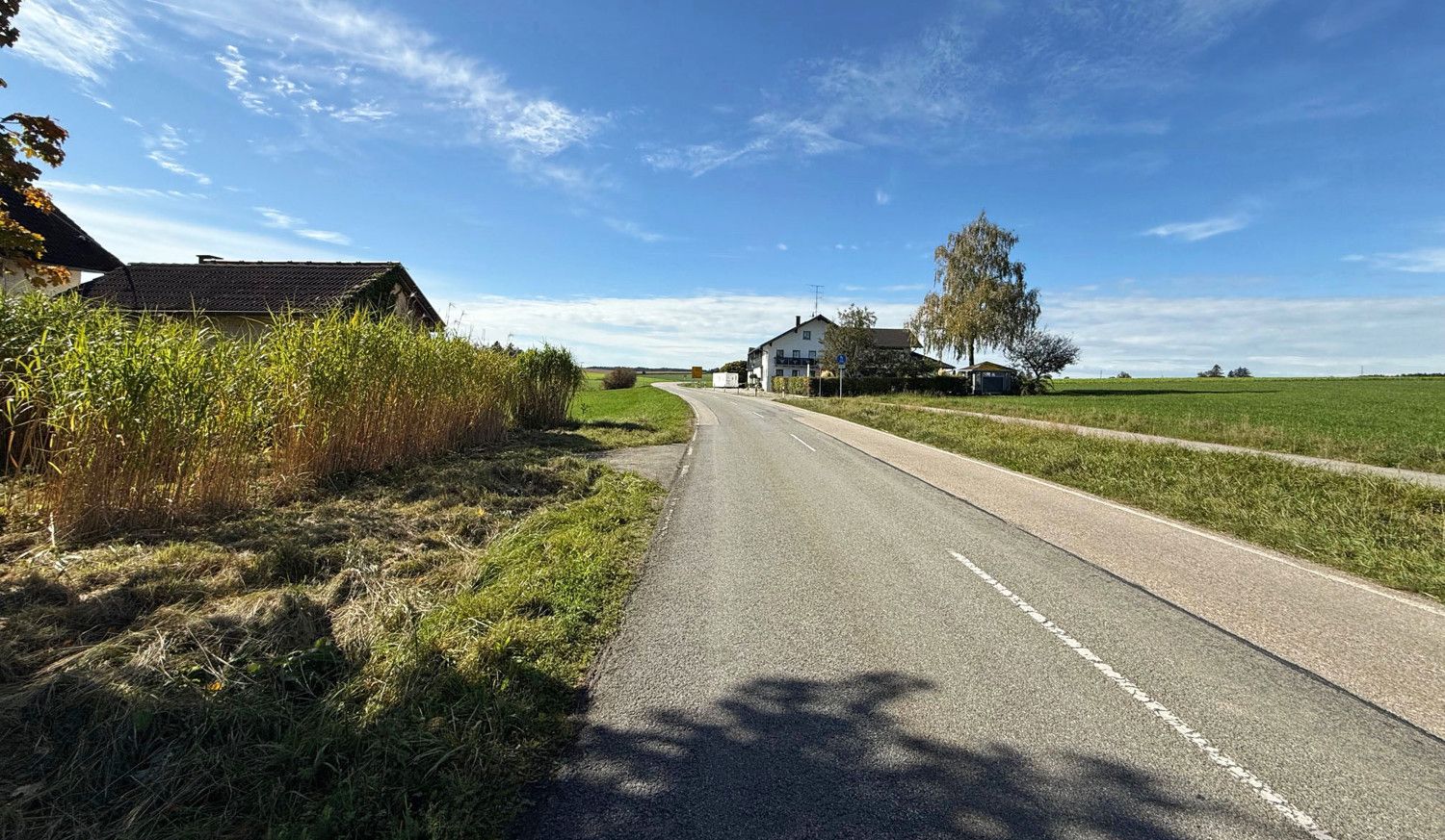 Einfahrt_Straße