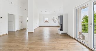 von_poll_real_estate_property_25085075_image_4