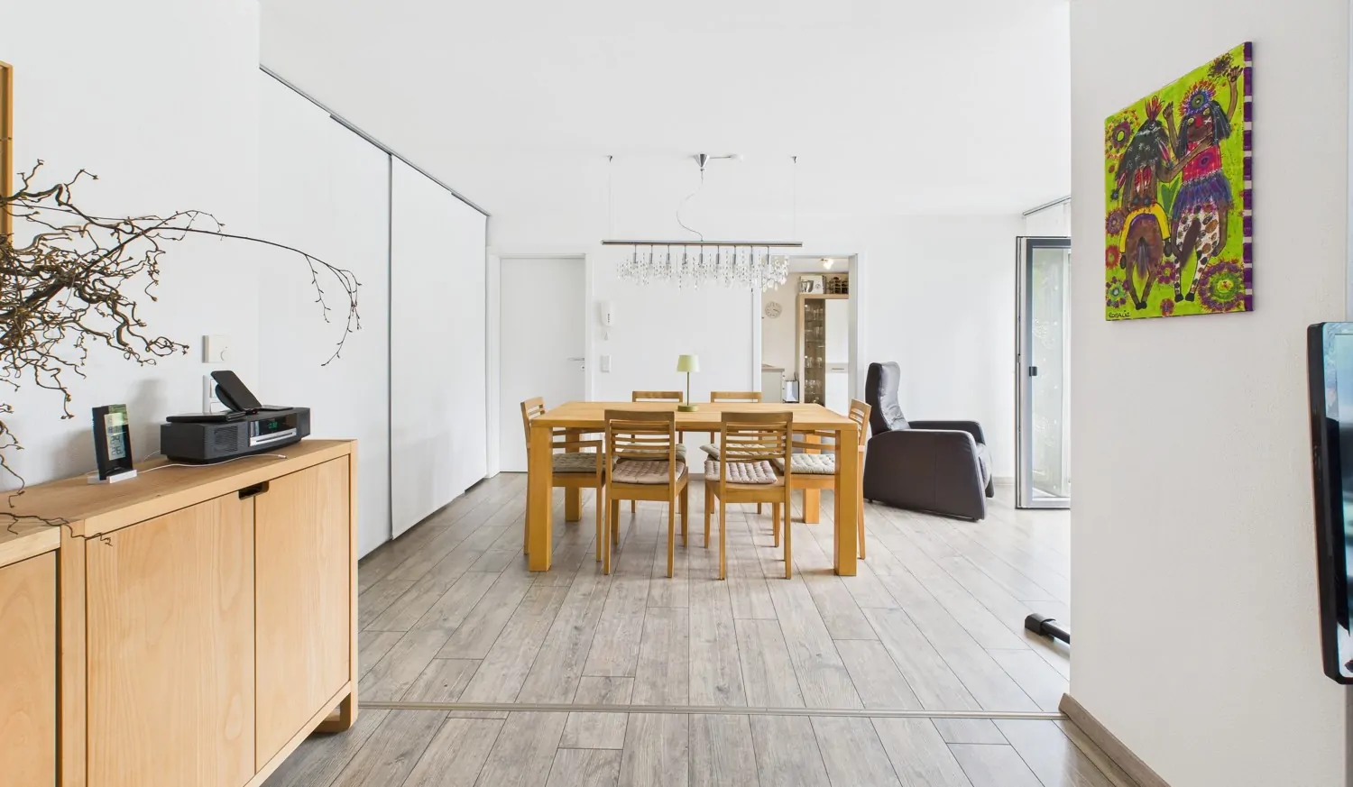 Einliegerwohnung - Wohnen/Essen