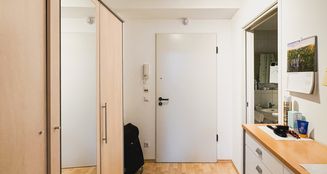 von_poll_real_estate_property_24085101_image_2