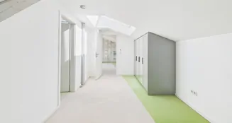 von_poll_real_estate_property_25085020_image_14