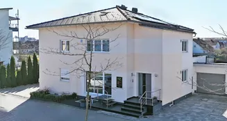 von_poll_real_estate_property_25085037_image_0