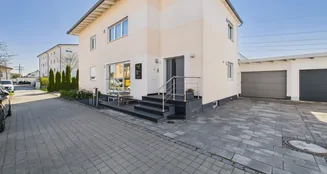 von_poll_real_estate_property_25085037_image_2