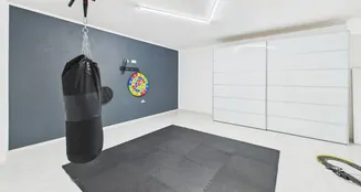 von_poll_real_estate_property_25085037_image_18