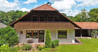 von_poll_real_estate_property_25085073_image_0