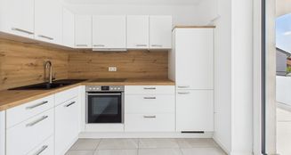 von_poll_real_estate_property_25085050_image_6