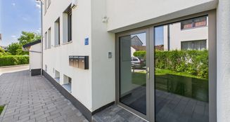 von_poll_real_estate_property_25085050_image_2