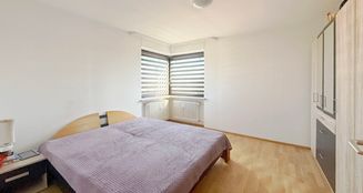 von_poll_real_estate_property_25085063_image_8