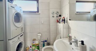 von_poll_real_estate_property_25085063_image_11