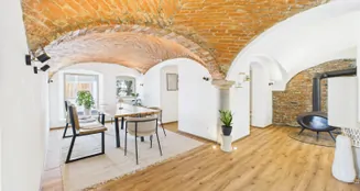 von_poll_real_estate_property_25085046_image_7